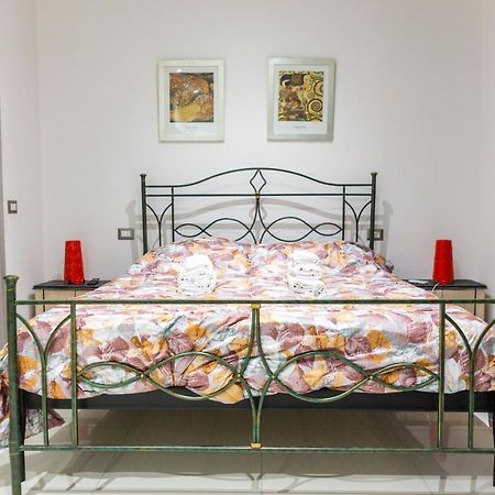 Rita A Trastevere Рим Екстериор снимка