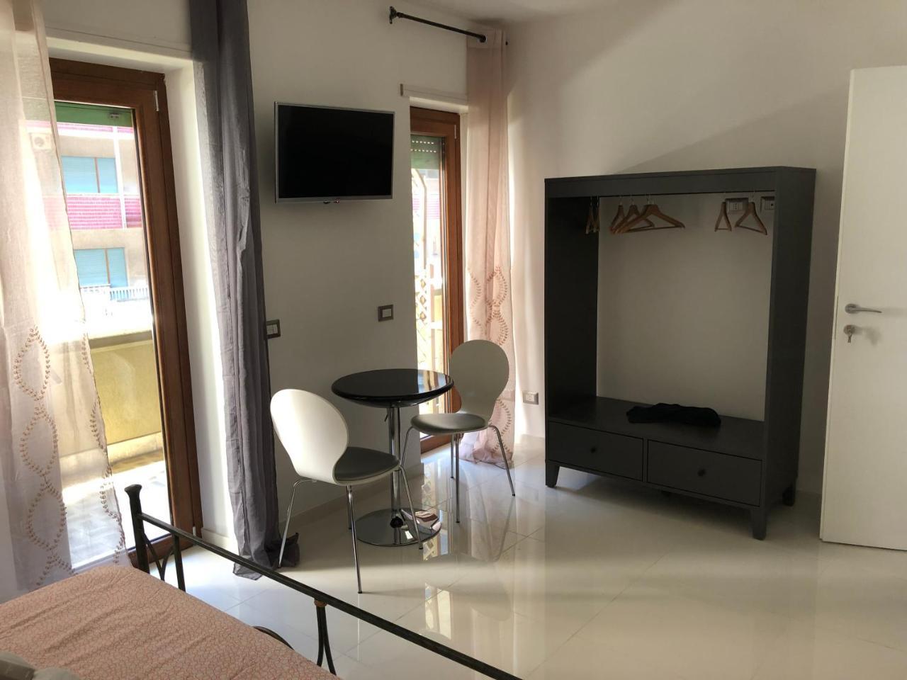 Rita A Trastevere Рим Екстериор снимка