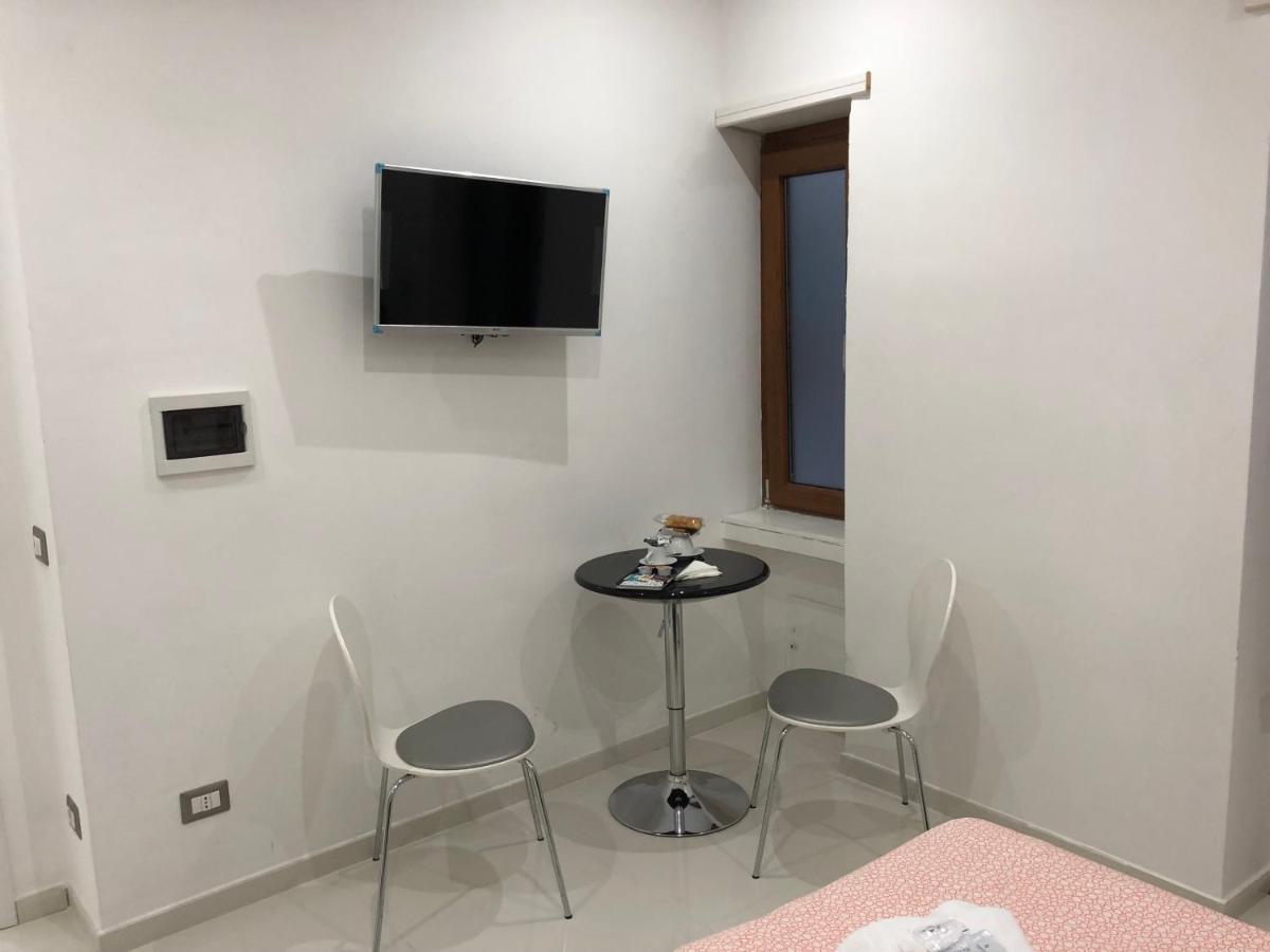 Rita A Trastevere Рим Екстериор снимка