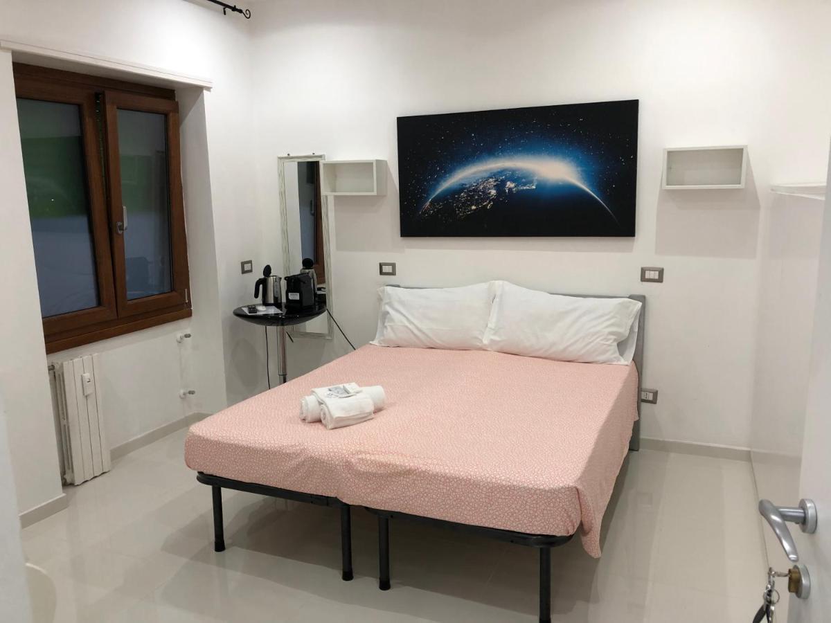 Rita A Trastevere Рим Екстериор снимка